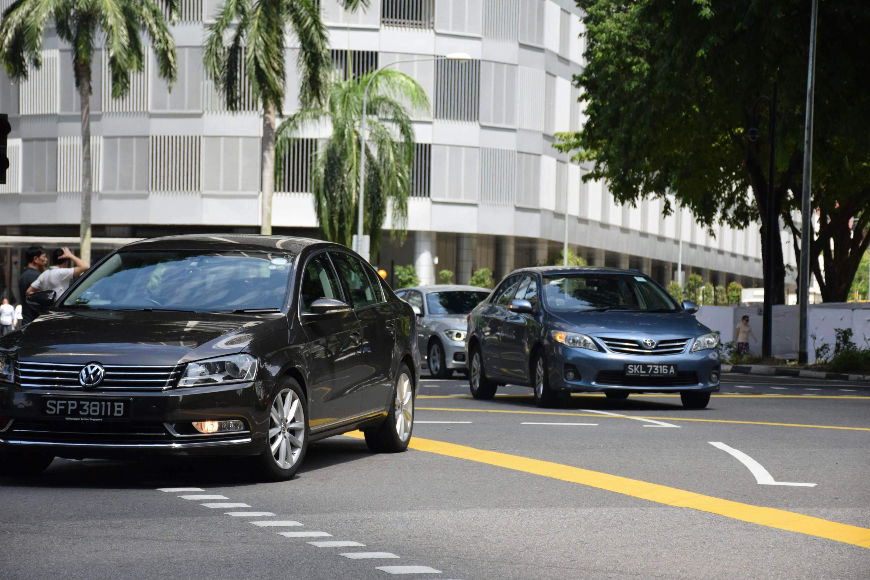 雷凌車型的動力表現(xiàn)如何？這款車型在不同路況下的性能如何？